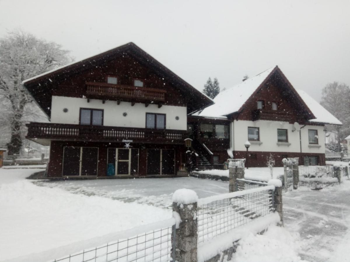 Haus Bergblick Fruehstueckspension Oberort Exteriör bild
