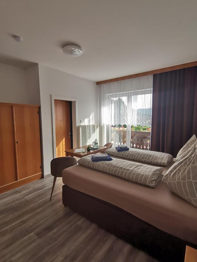 Haus Bergblick Fruehstueckspension Oberort Exteriör bild
