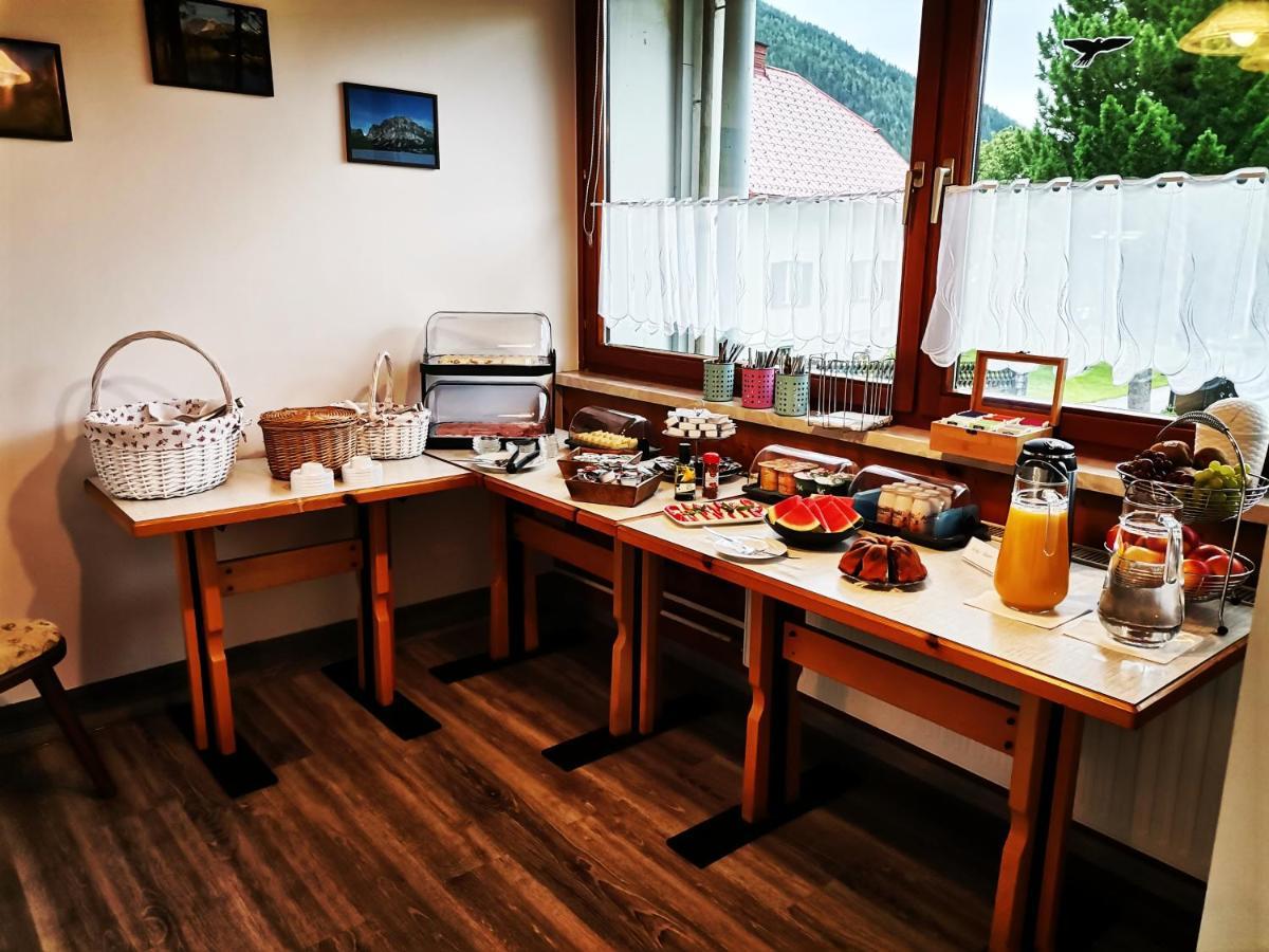Haus Bergblick Fruehstueckspension Oberort Exteriör bild