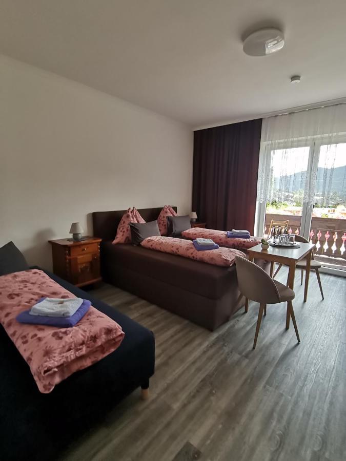 Haus Bergblick Fruehstueckspension Oberort Exteriör bild
