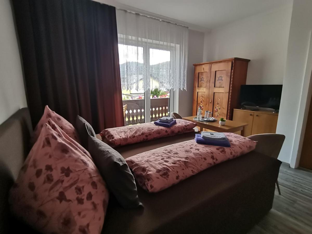 Haus Bergblick Fruehstueckspension Oberort Exteriör bild