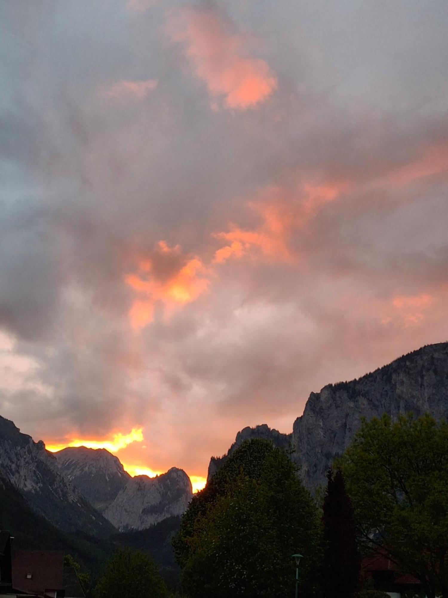 Haus Bergblick Fruehstueckspension Oberort Exteriör bild